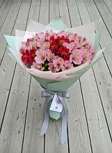 Букет цветов из:  Альстромерии в Холм-Жирковский