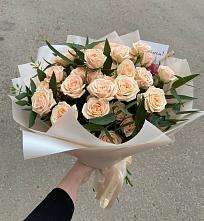 Букет Кремовые розы Латте в Холм-Жирковский