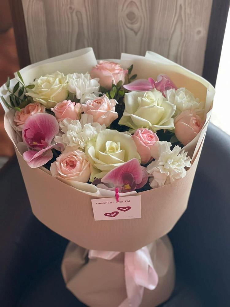 Букет цветов из: Орхидеи, Розы и Гвоздики в Холм-Жирковский