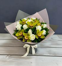 Букет цветов из:  Орхидеи и Розы в Холм-Жирковский