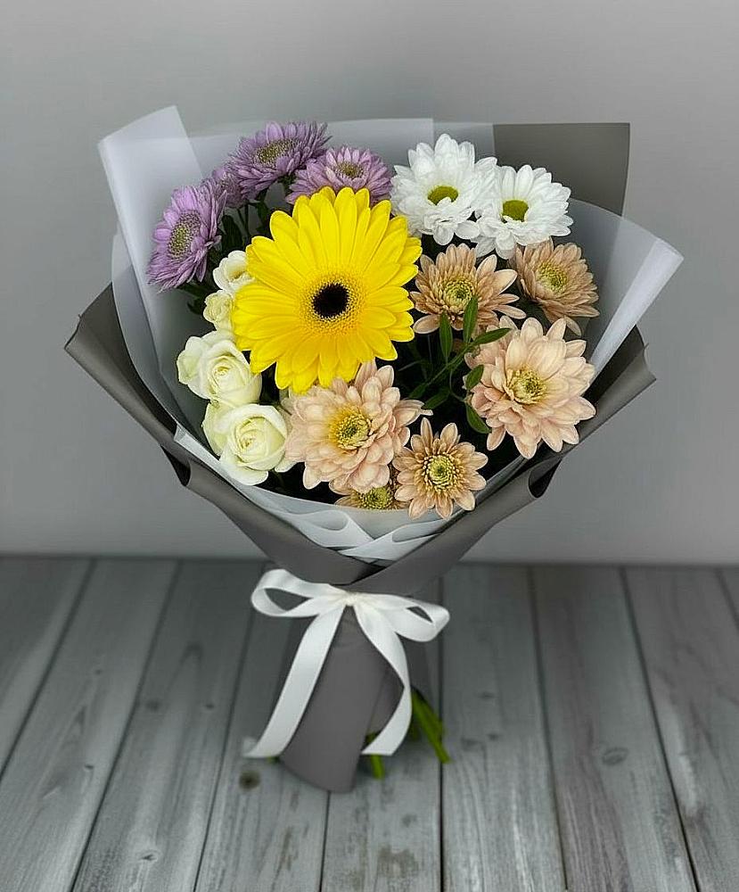 Букет цветов из: Розы, Герберы и Хризантемы в Холм-Жирковский