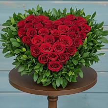 Цветочная композиция из Розы в виде сердца в Холм-Жирковский