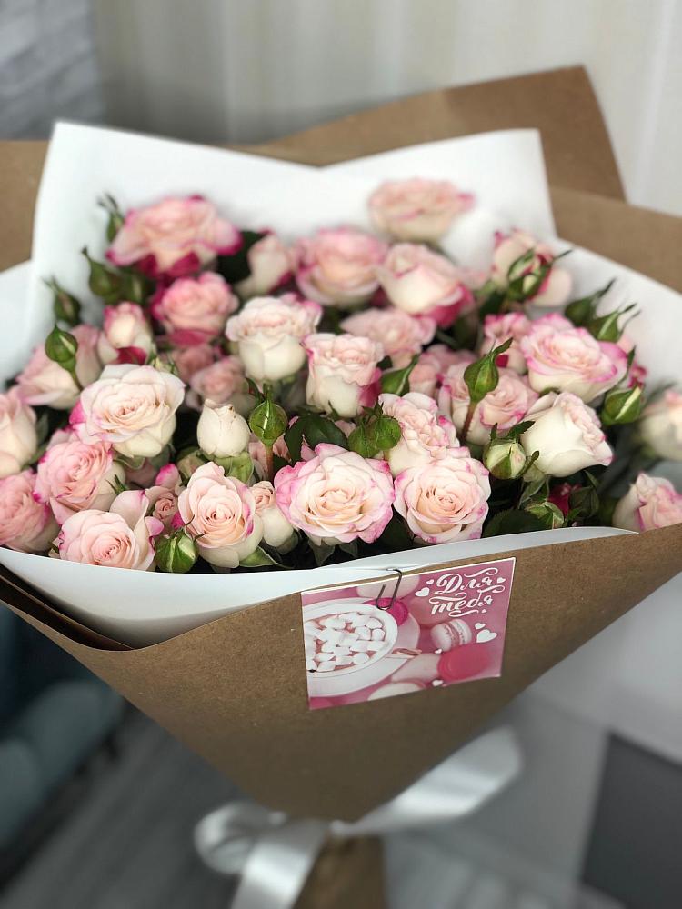 Букет цветов из: Розы в Холм-Жирковский