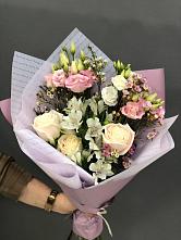 Букет цветов из:  Альстромерии, Розы и Лизиантусы #REPLACE_PRED# Холм-Жирковский