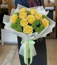 Букет цветов из:  Хризантемы и Розы в Холм-Жирковский