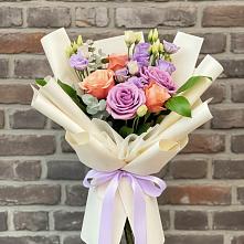 Букет цветов из:  Лизиантусы и Розы #REPLACE_PRED# Холм-Жирковский