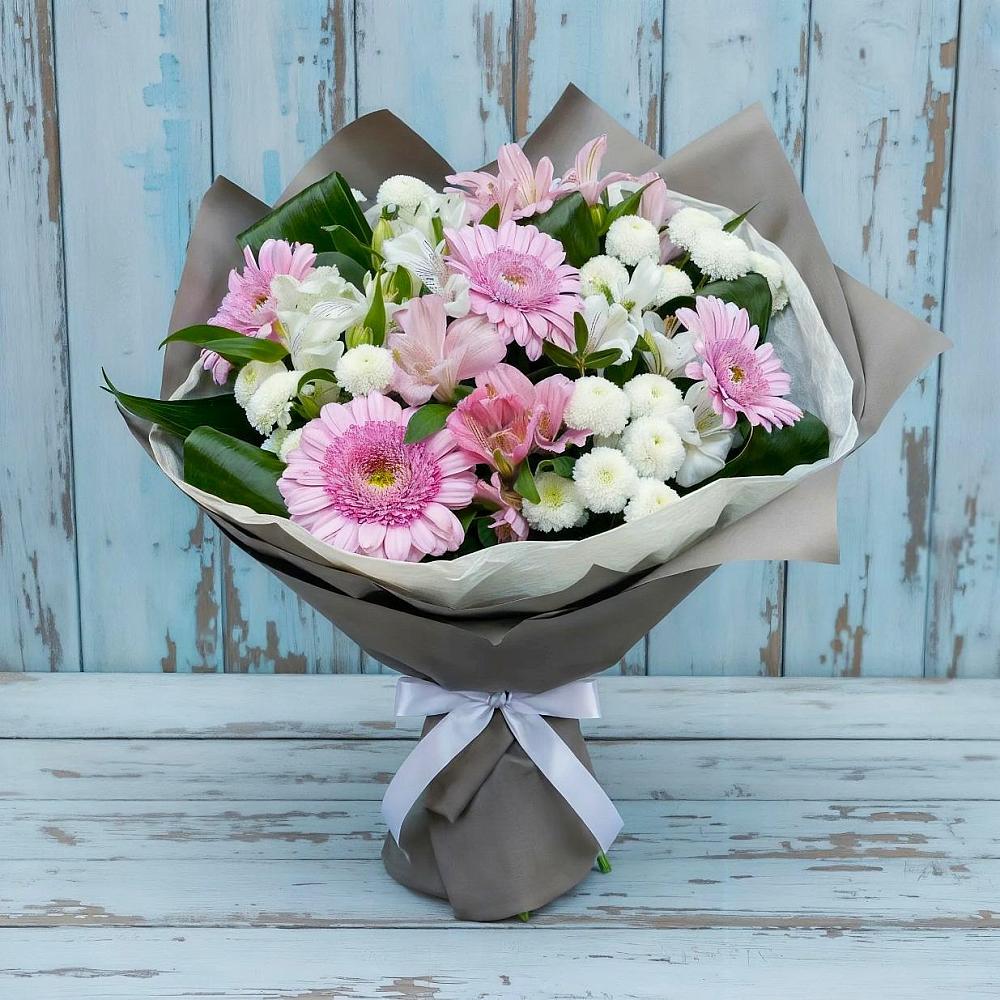 Букет цветов из: Герберы, Альстромерии и Хризантемы в Холм-Жирковский