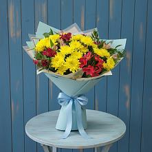 Букет цветов из:  Альстромерии и Хризантемы в Холм-Жирковский